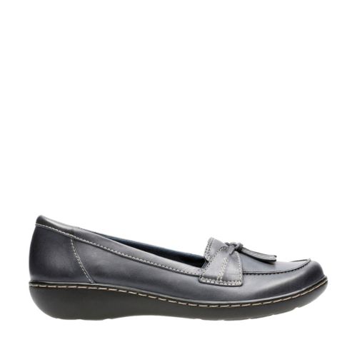 Ashland Bubble Navy Leather Women's Flats Clarks® Shoes Official Site