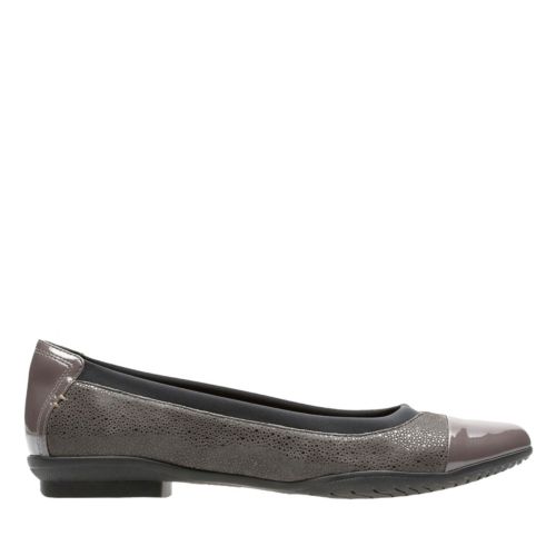 clarks grey flats