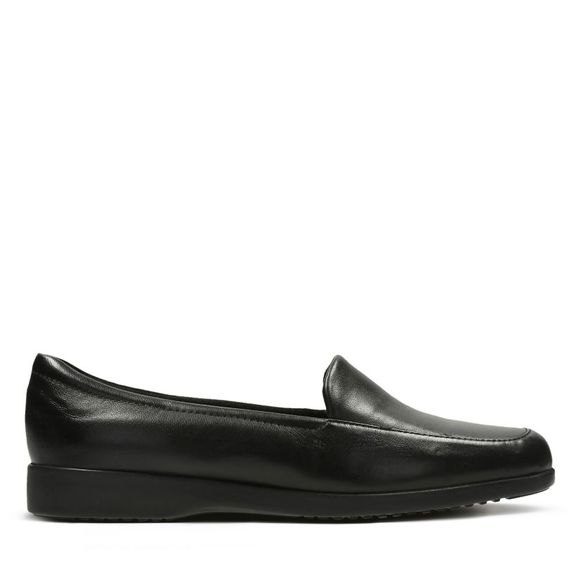 black clarks shoes women