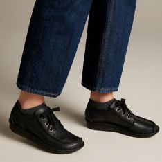 Resultat Svinde bort indsprøjte Women's Funny Dream Black Leather Shoes | Clarks