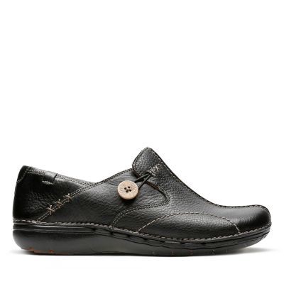 clarks ladies slip on shoes