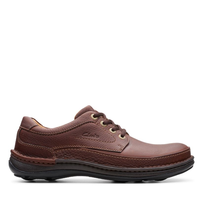 Nacional vegetariano entusiasta Men's Nature Three Mahogany Leather Shoes | Clarks