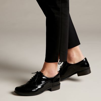 clarks navy brogues womens