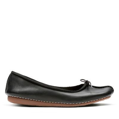 clarks freckle ice black