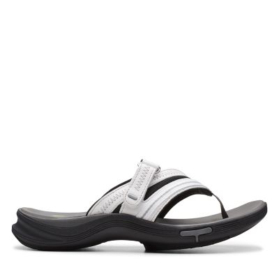 clarks wave coast flip flops