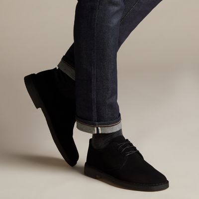 clarks originals desert london shoes in black