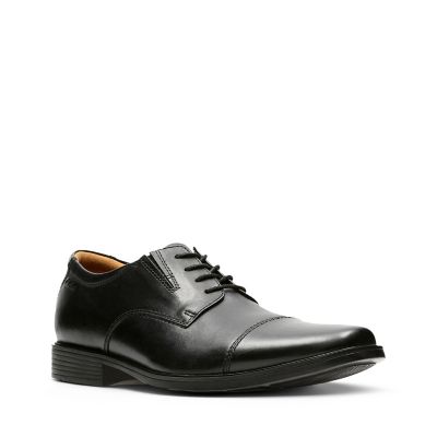 clarks tilden cap black leather