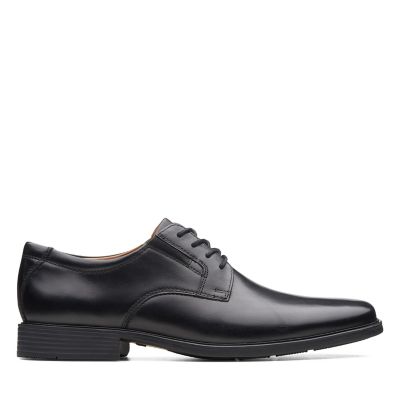 clarks mens soft leather shoes