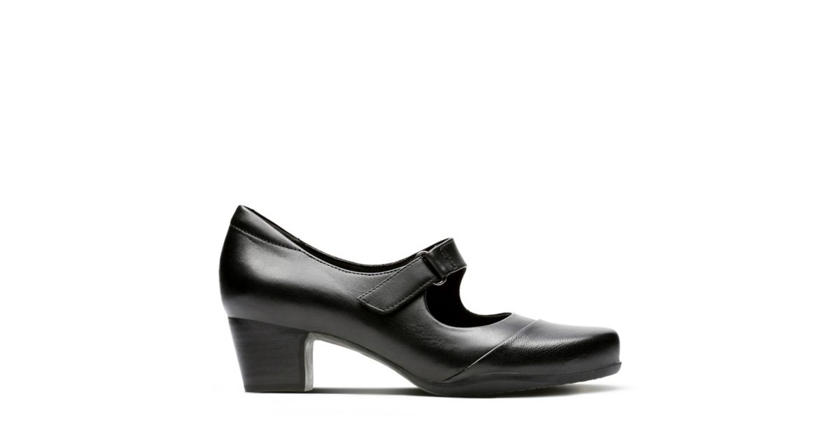 comfortable and supportive flats