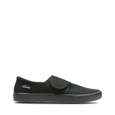 clarks school plimsolls