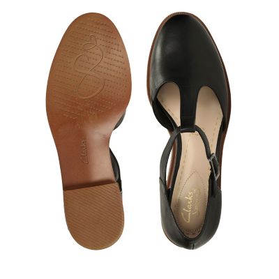 clarks taylor palm black