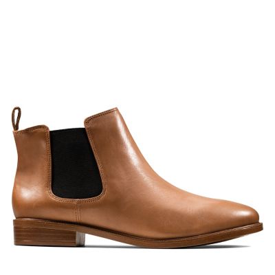 clarks leather booties