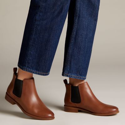 Tan Leather Chelsea Boots | Clarks | Clarks