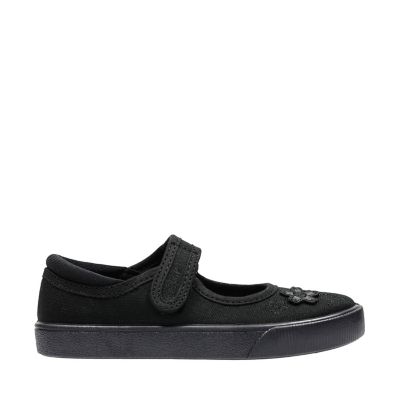 kids white plimsoles