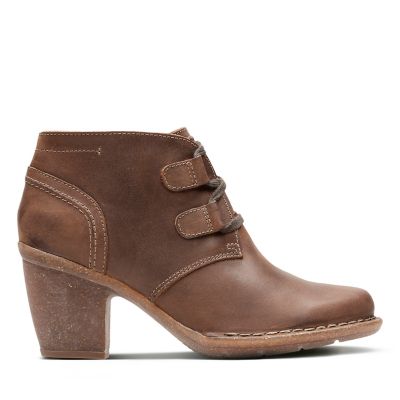 clarks ladies boots