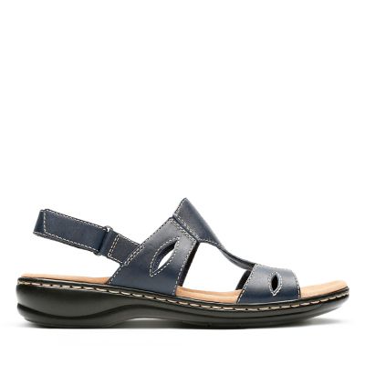 clarks narrow fit sandals