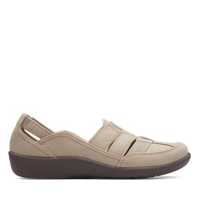 clarks womens wide shoes