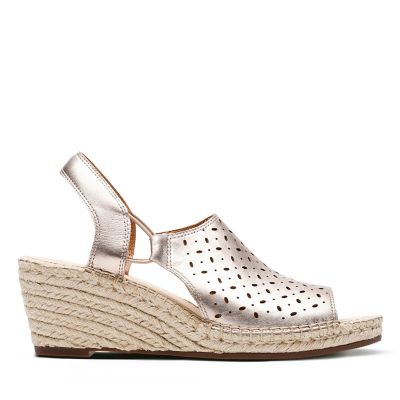 clarks ladies silver sandals