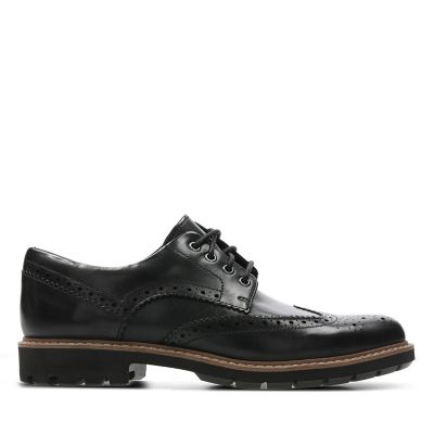 clarks mens brogue boots