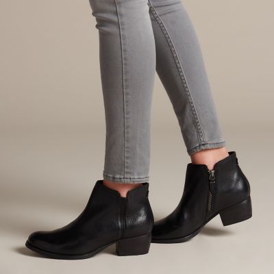 clarks maypearl boots