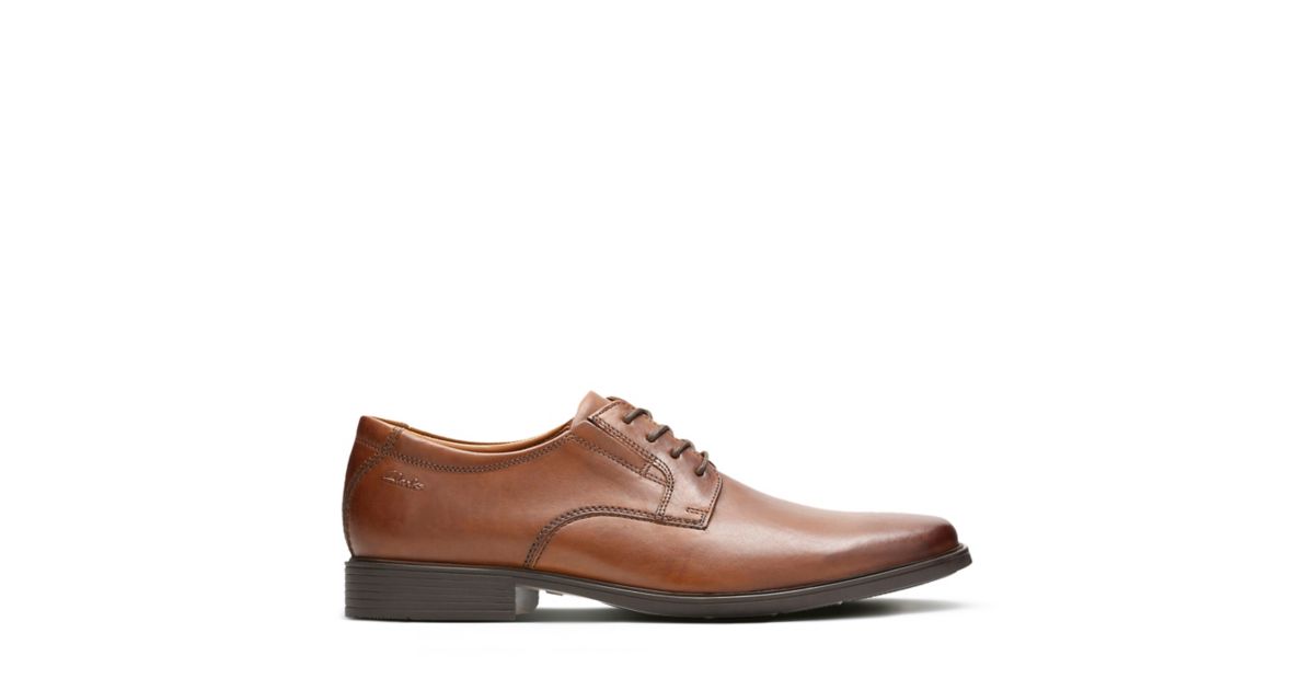 clarks tilden style