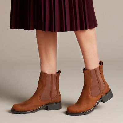 clarks women's orinoco club chelsea boots