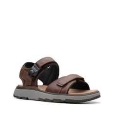 Rough sleep flyde Øst Timor Un Trek Part Dark Tan Leather -Mens Sandals -Clarks® Shoes Official Site |  Clarks