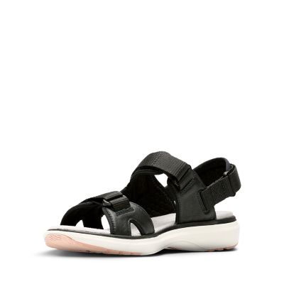 clarks un roam sandals