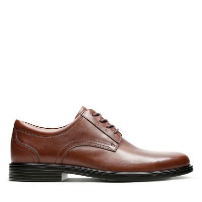 clarks espace oxford