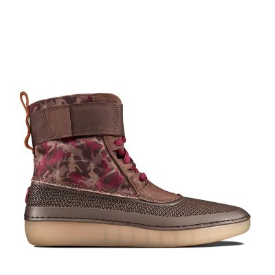 clarks baby girl boots