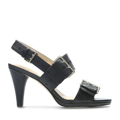 clarks low heel sandals