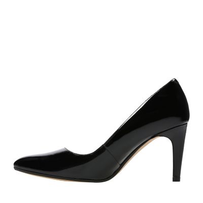 clarks laina rae pump