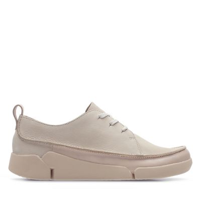 clarks tri clara black