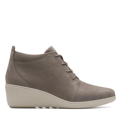 un tallara eva clarks