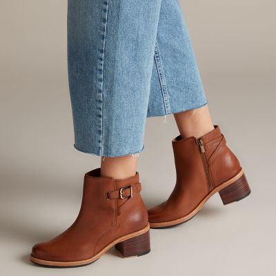 clarks clarkdale jax ankle boot