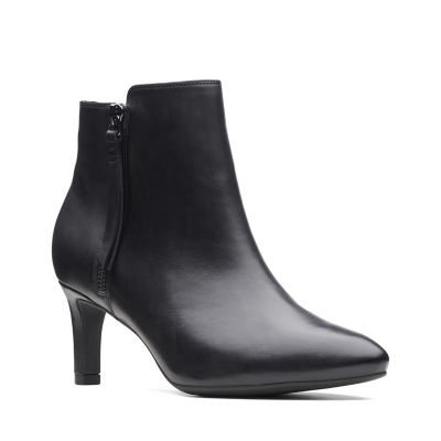 clarks calla blossom bootie