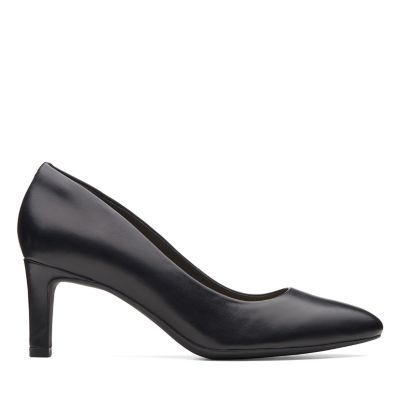 clarks leather pumps