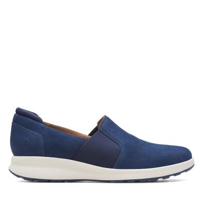 navy nubuck clarks