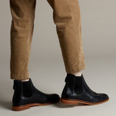 clarks chelsea boots black