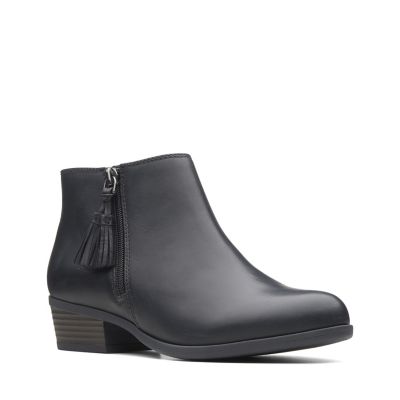 clarks booties wide width