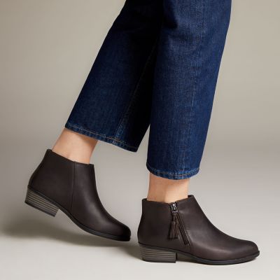 clarks addiy terri ankle boot