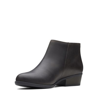 clarks addiy sharilyn