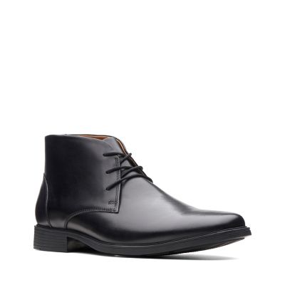 clarks men's tilden top waterproof dress chukka boots