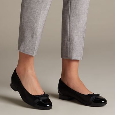 ladies leather slippers spain