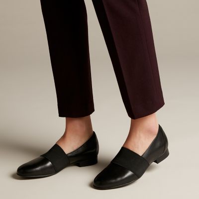 clarks un blush loafer