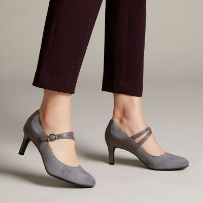 شق يوجد عجز clarks dancer pump 