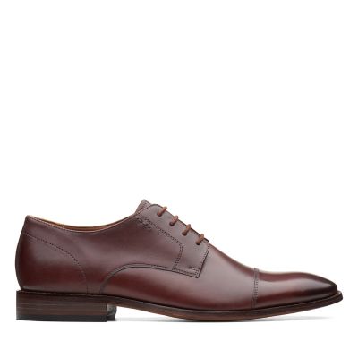 clarks pointed heels