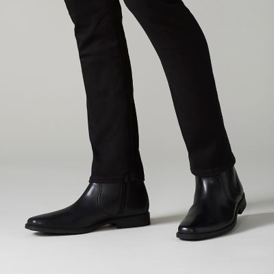 clarks tilden zip boots