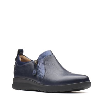 clarks un adorn zip women's slip on