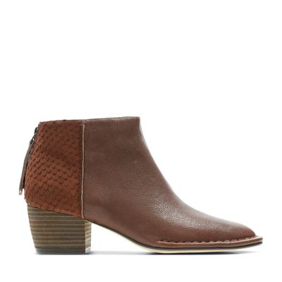 clarks spiced ruby ankle boot